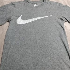 2 for $10 sale   Nike t-shirt